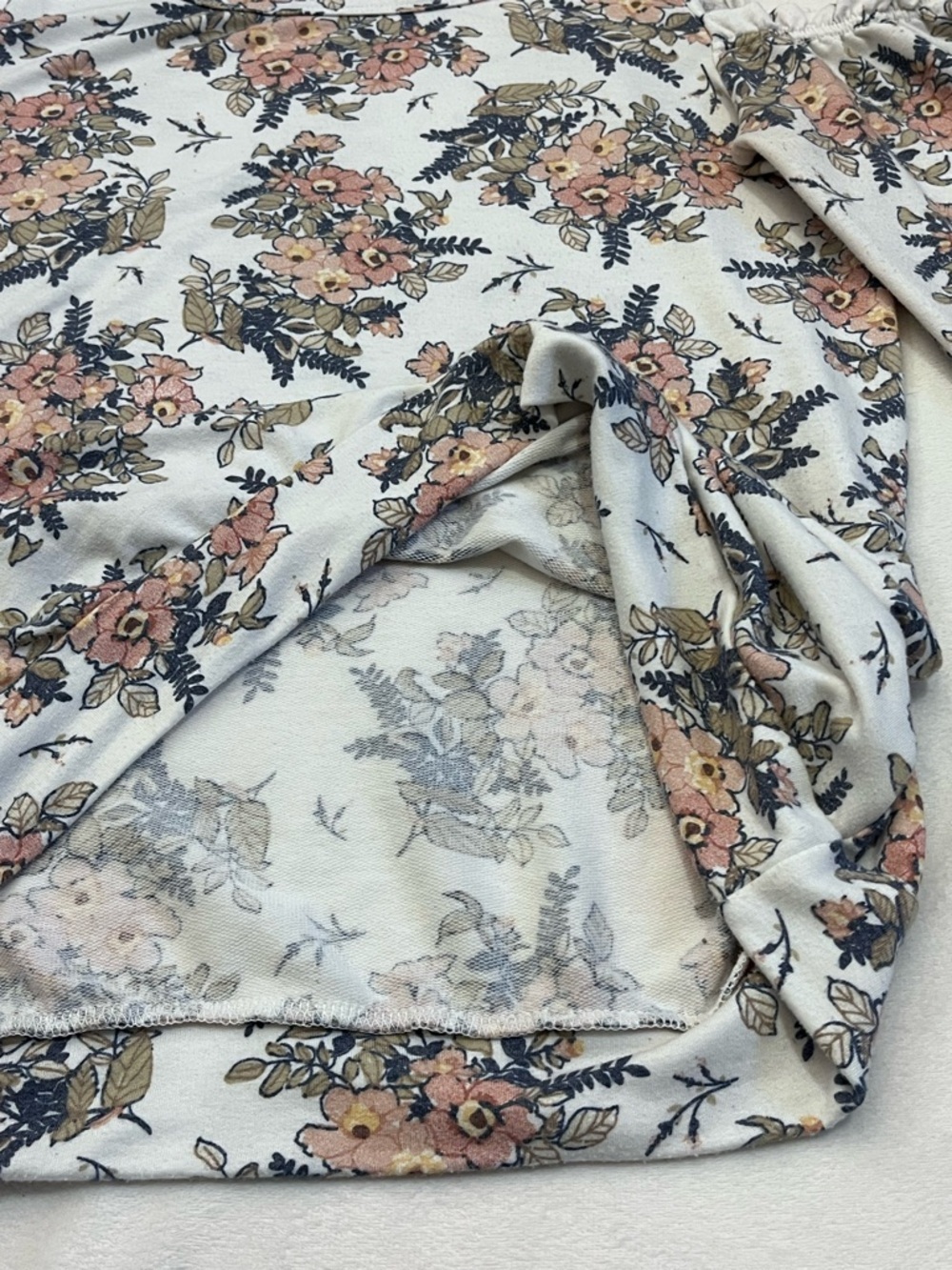 ANDRÉE BY UNIT Women’s White Floral Print Cold Shoulder Blush Pink Blouse Top - Picture 11 of 16